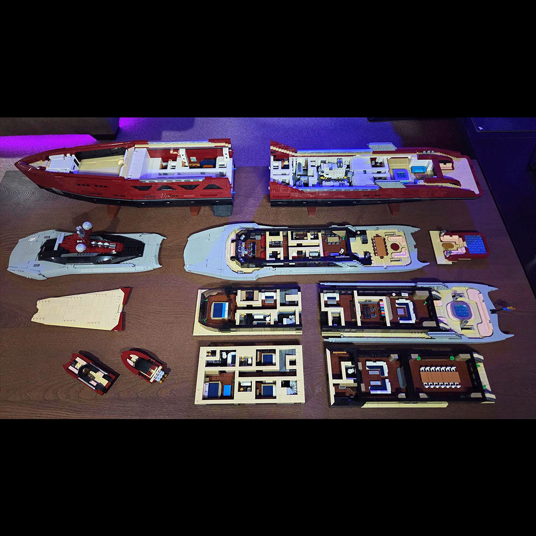 MOC-254412 VELETTA Superyacht Klemmbausteine