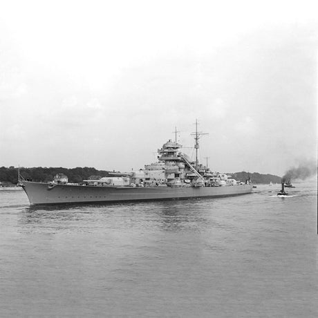 MOC - 183933 Bismarck - The pride of the Kriegsmarine (1941) 1:200 Klemmbausteine - LesDiy - Klemmbausteine