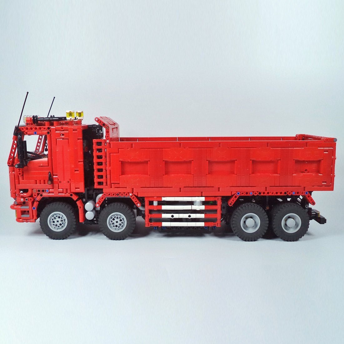 MOC - 198225 Technic RC Pneumatic Dump Truck (2.4GHz) Klemmbausteine - LesDiy - Klemmbausteine