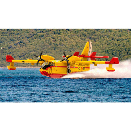 1/35 Scale Amphibious Firefighting Aircraft CL - 415 Klemmbausteine - LesDiy - Klemmbausteine