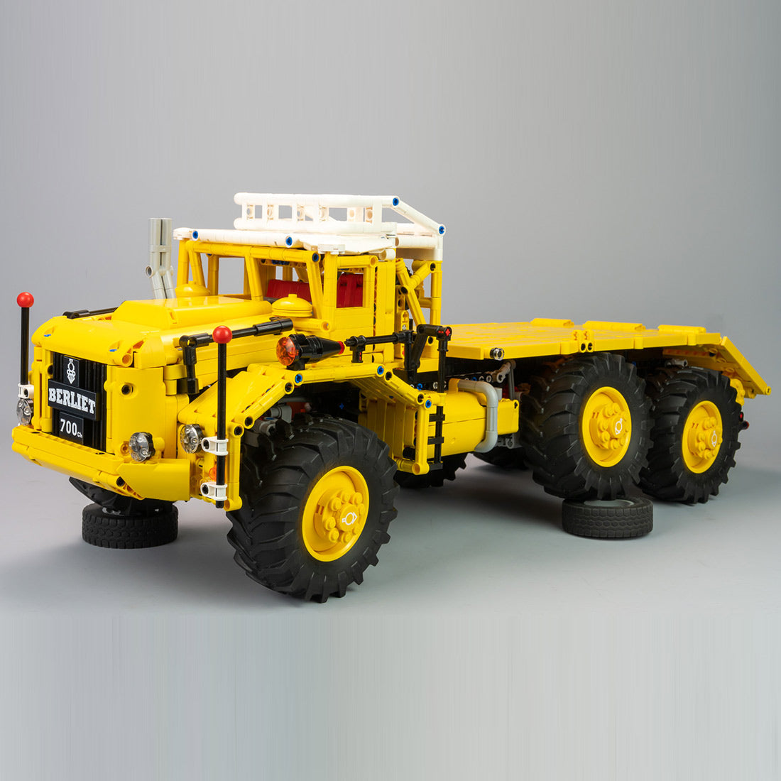 MOC-232346 1/20 Scale Berliet T100 Klemmbausteine