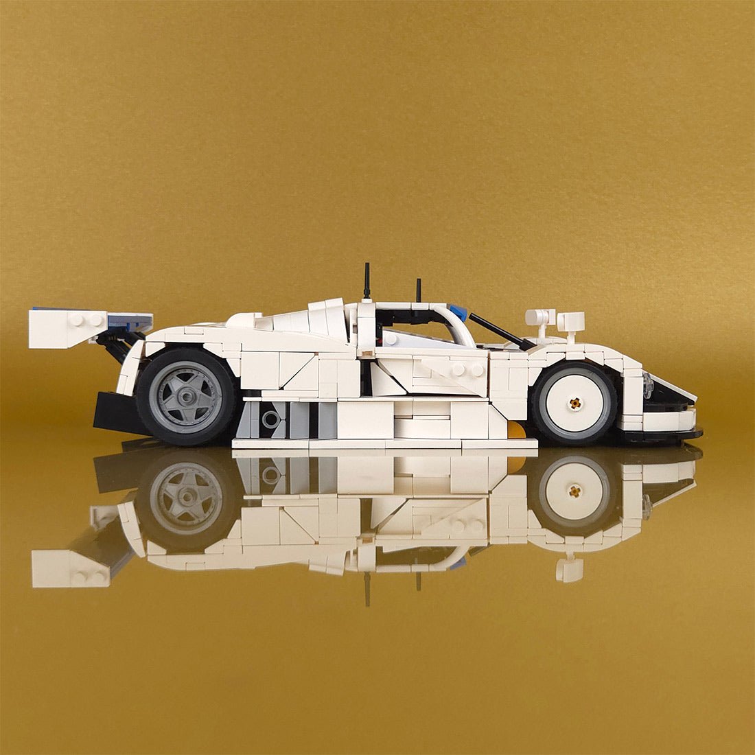 Japanische LeMans - Legende (Weiß /Blau) - Klemmbausteine - LesDiy - Klemmbausteine