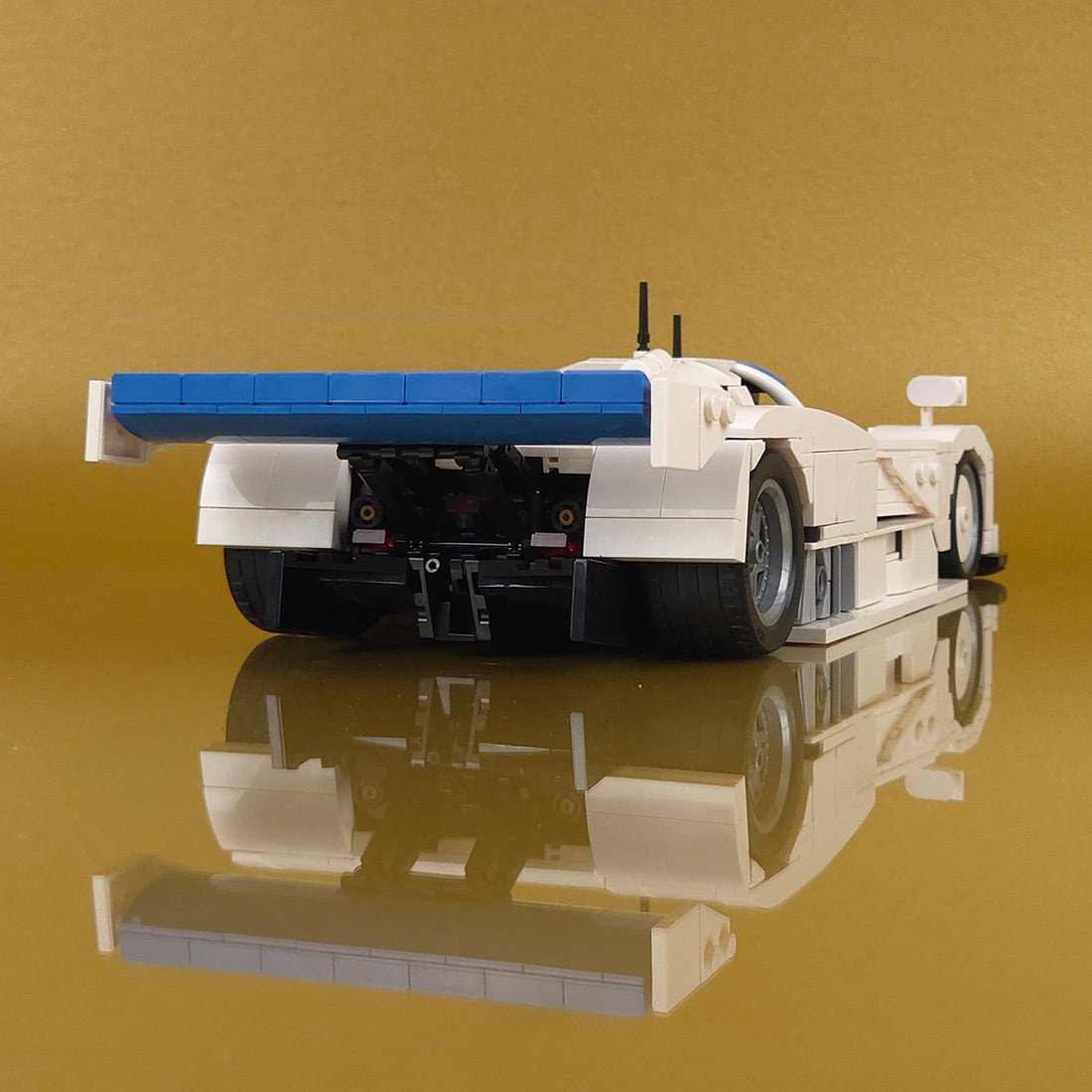 Japanische LeMans - Legende (Weiß /Blau) - Klemmbausteine - LesDiy - Klemmbausteine