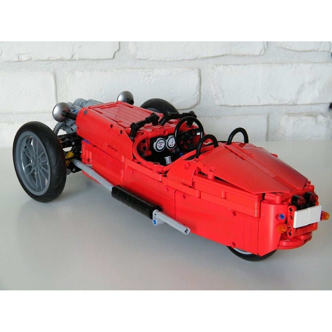 MOC-0035 Morgan Three Wheeler Klemmbausteine-LesDiy-Klemmbausteine