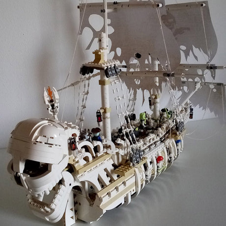 MOC-110420 Das erschreckende Piratenschiff Charon's Chest Klemmbausteine-LesDiy-Klemmbausteine