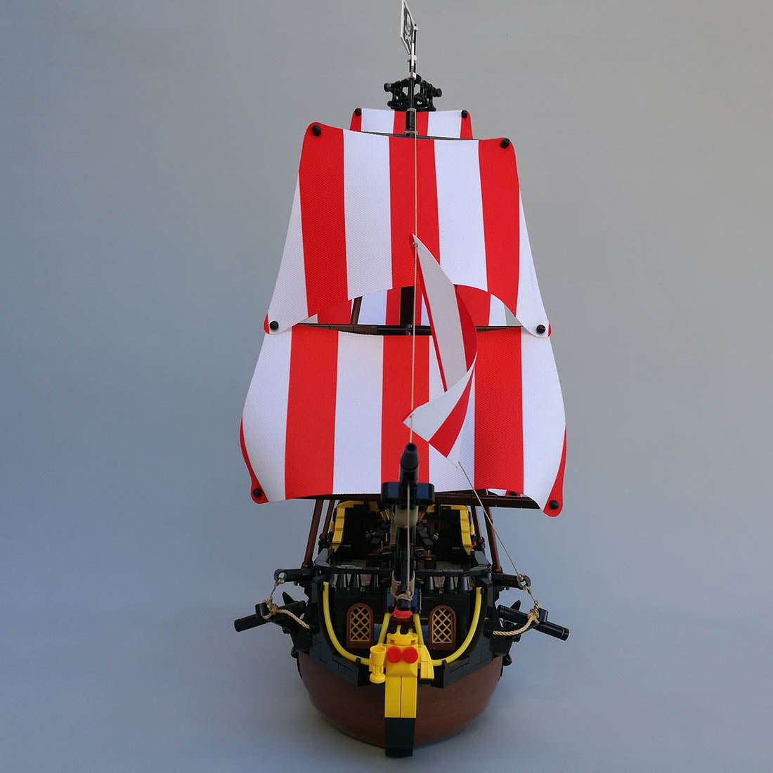 MOC - 166879 Medieval Barracuda - ship Klemmbausteine（ohne Segel） - LesDiy - Klemmbausteine