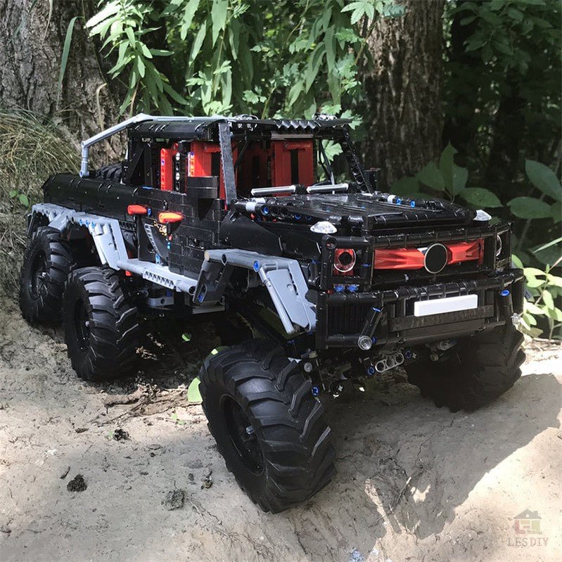 MOC - 27039 Mercedes - Benz G63 6X6 - LesDiy - Klemmbausteine